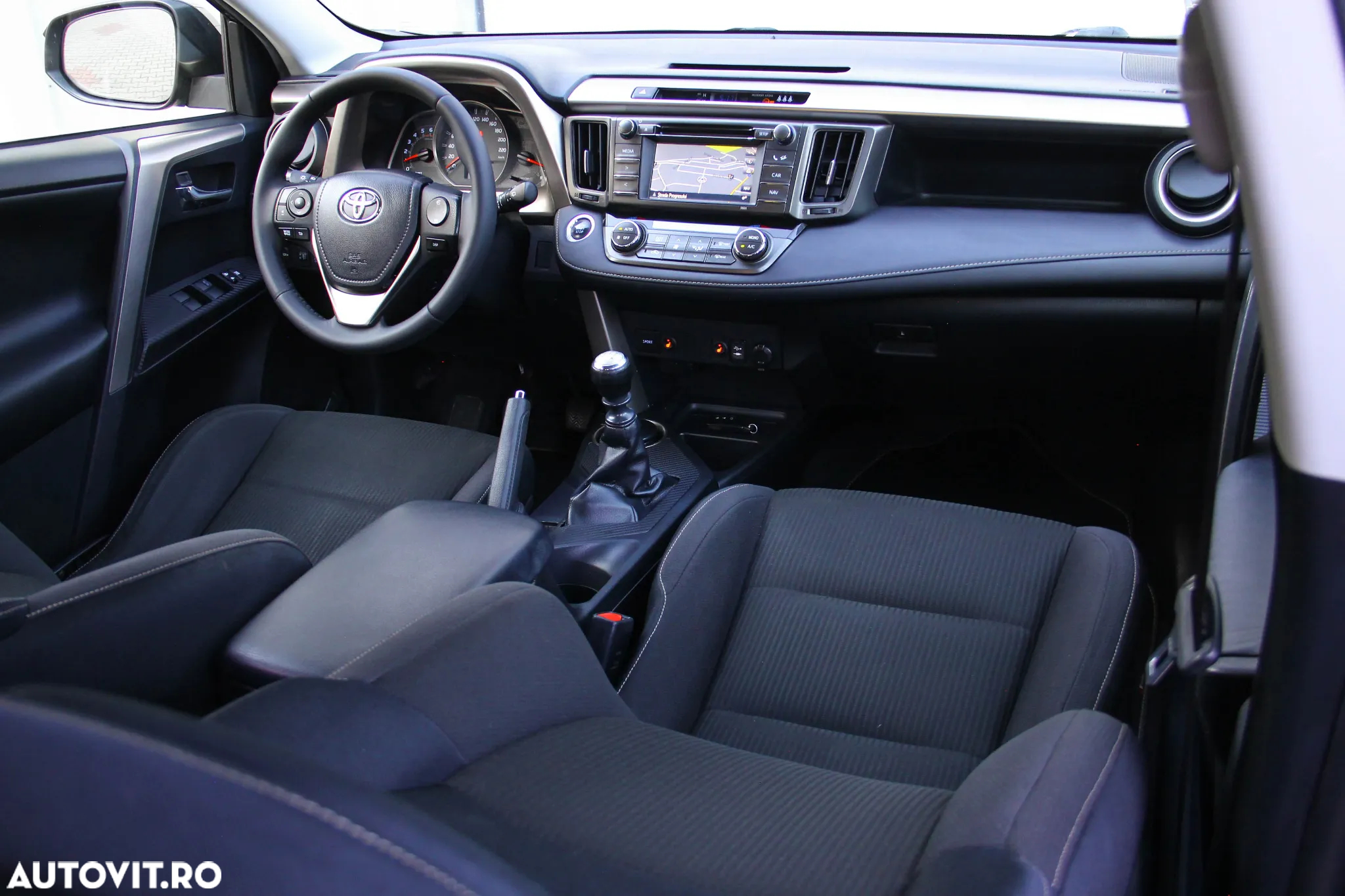 Toyota RAV4 2.2 D-4D 4x4 Edition S - 5