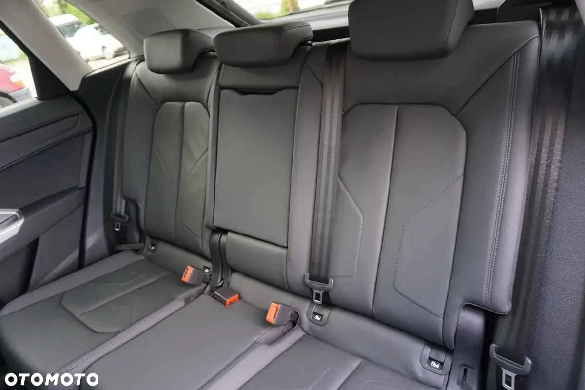 Audi Q3 45 TFSI quattro S tronic advanced - 37