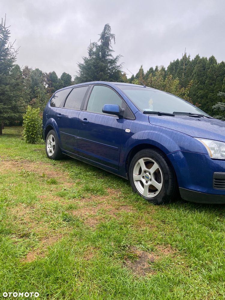Ford Focus 1.6 TDCi Trend - 4