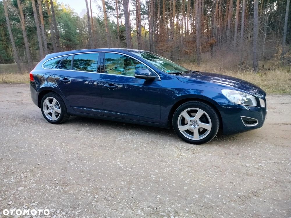 Volvo V60 T4 Edition - 17