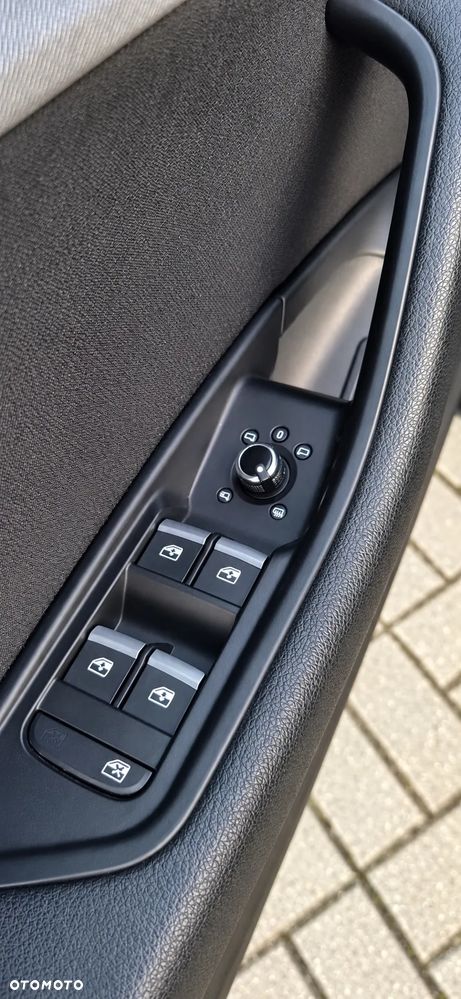Audi A4 Avant 40 TDI S Line S tronic - 31