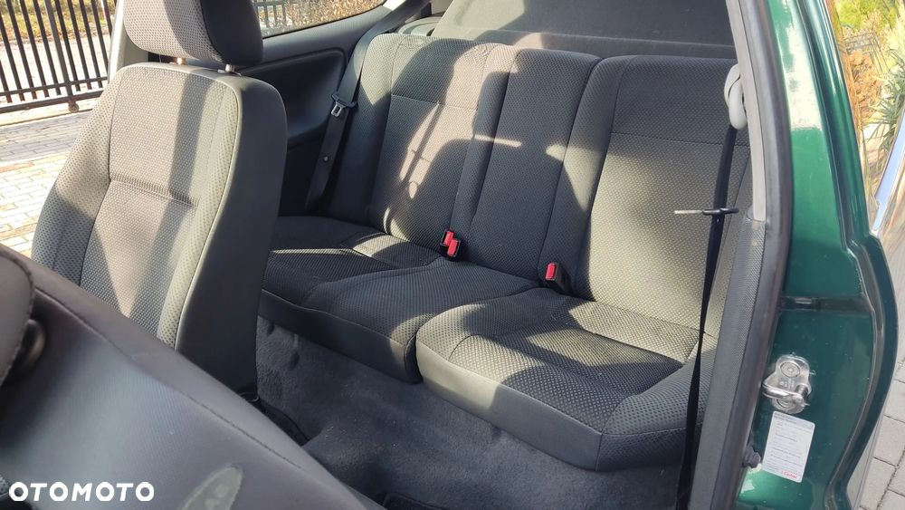 Volkswagen Polo - 15