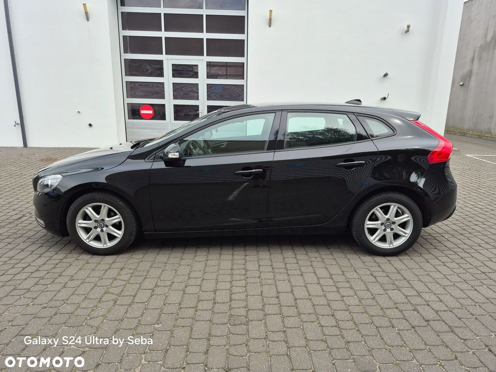 Volvo V40 D2 Inscription - 9
