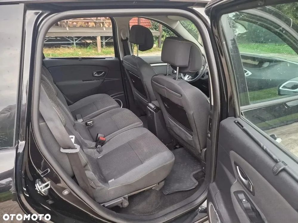 Renault Grand Scenic Gr 1.4 16V TCE Bose Edition - 19