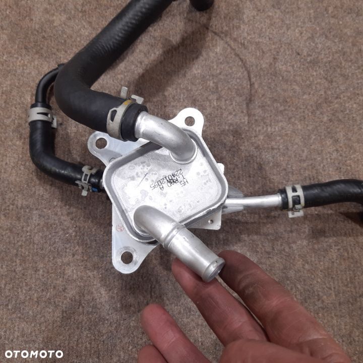 Chłodnica Oleju Silnika TOYTA CAMRY gen IX 2.5 Hybryda Lift - 4