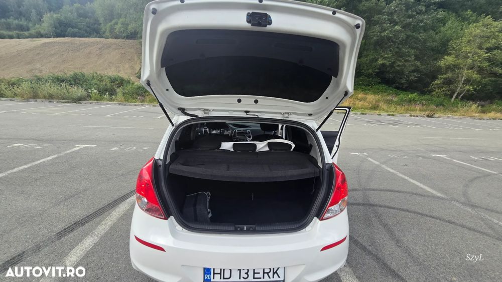 Hyundai i20 1.2 Comfort - 8