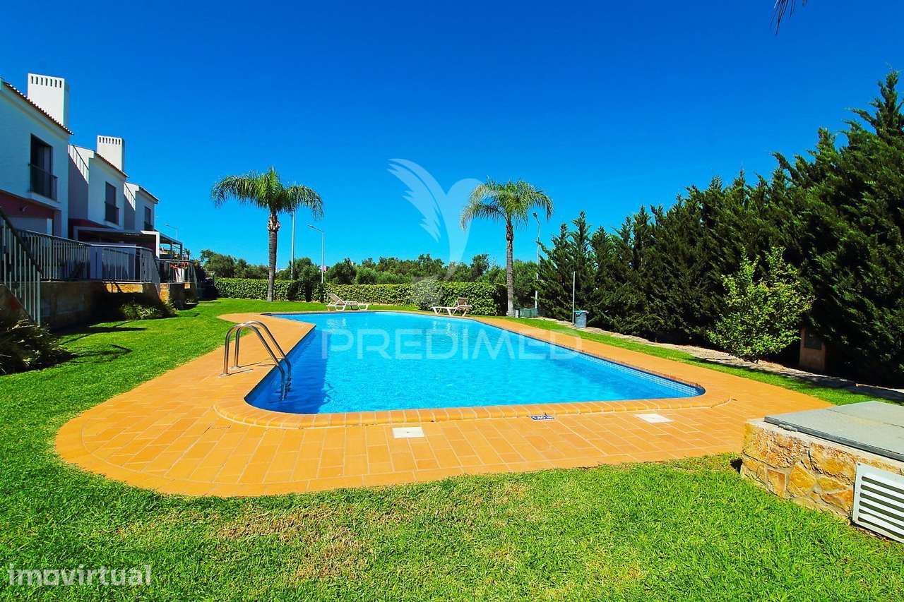 Moradia T3 com Garagem, Terraço e Piscina na Guia, Albufeira - Grande imagem: 5/20