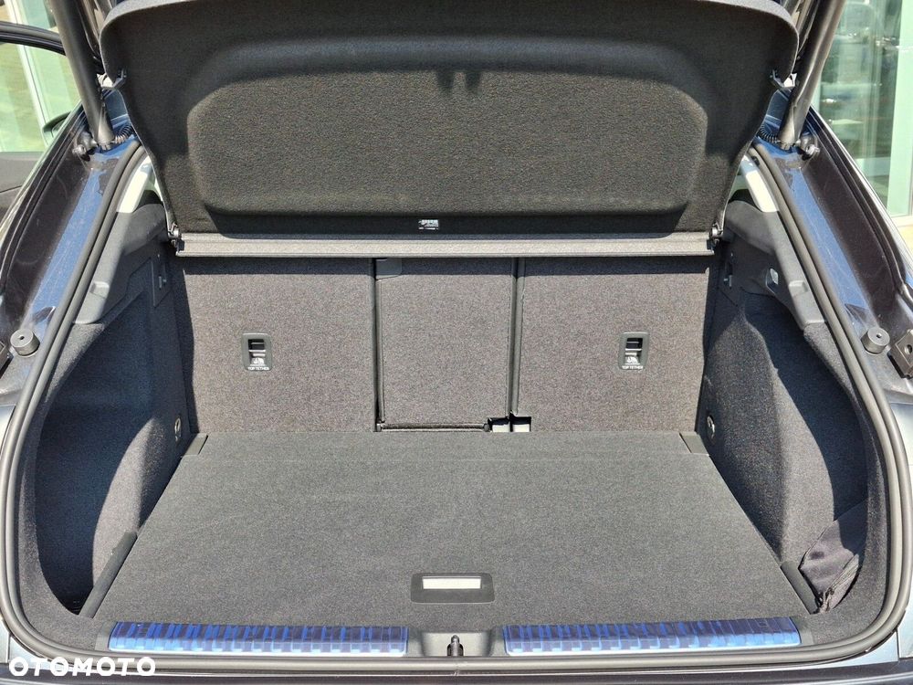 Audi Q3 Sportback - 9