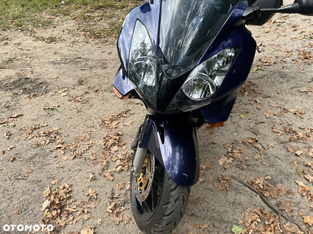Honda VFR - 11
