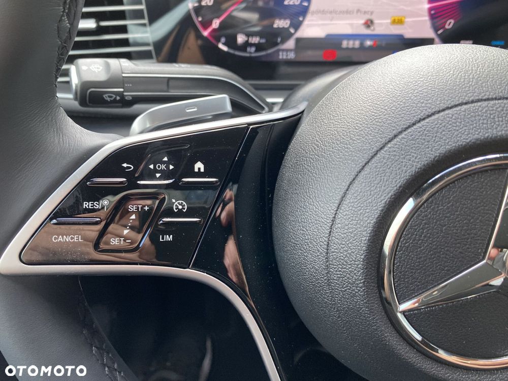 Mercedes-Benz GLE - 12