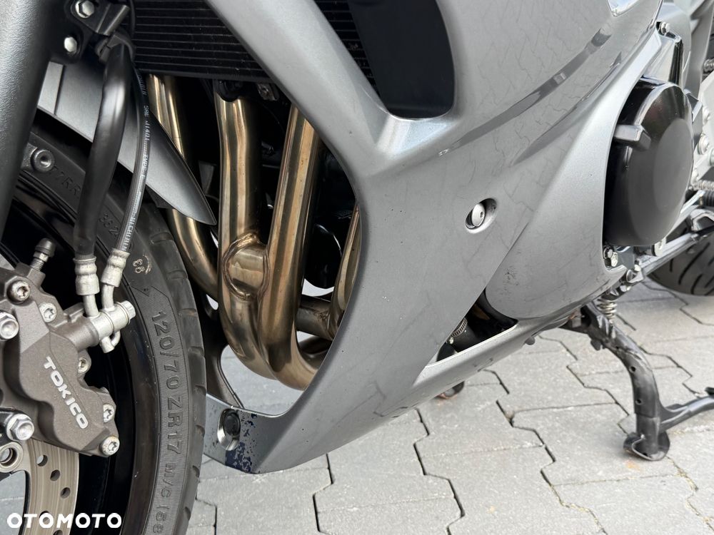 Suzuki GSX - 36