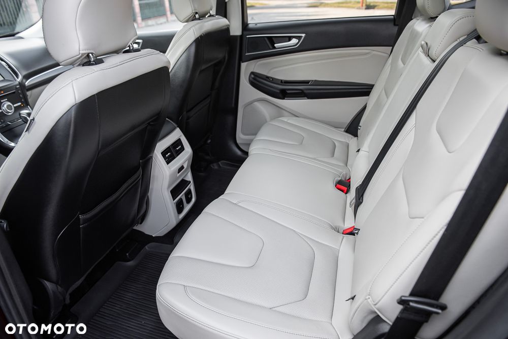 Ford Edge - 30