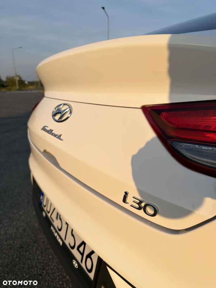 Hyundai i30 1.5 T-GDI 48V Smart DCT - 23