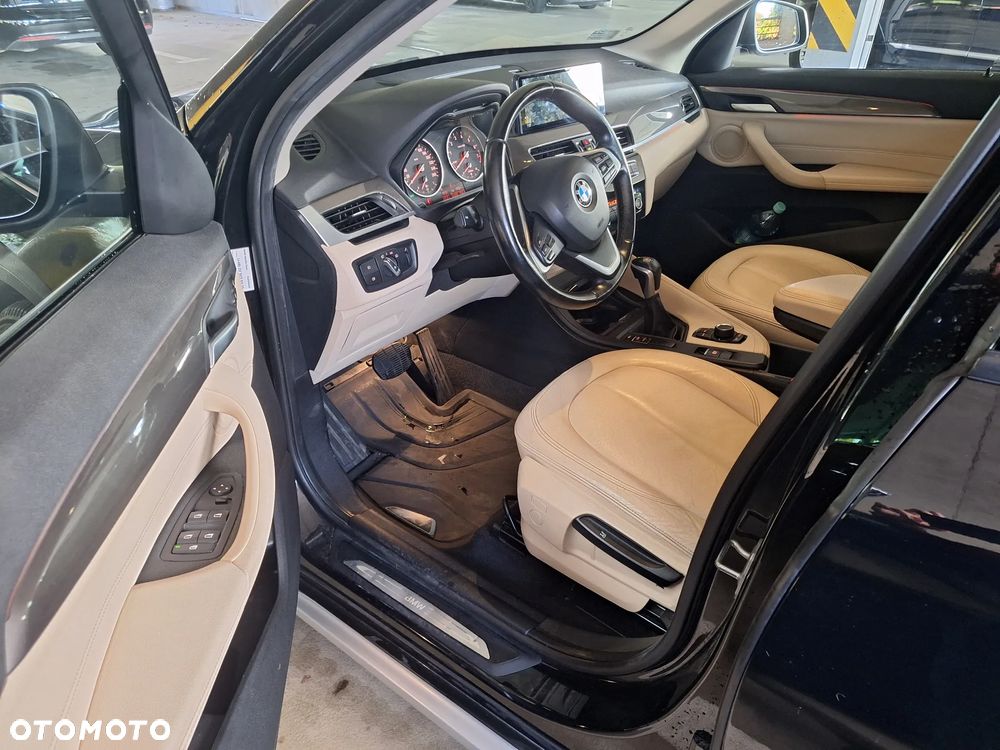 BMW X1 sDrive20i Advantage - 3