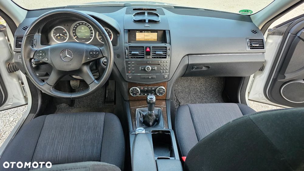 Mercedes-Benz Klasa C 180 Kompressor - 8