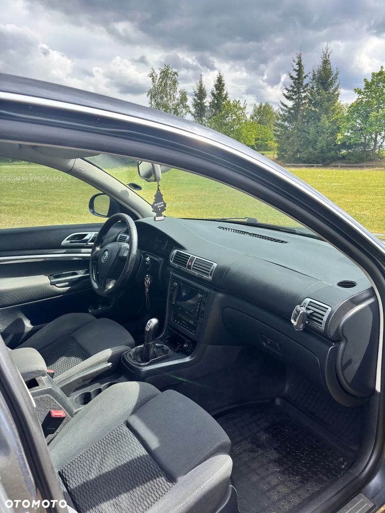 Skoda Superb 2.0 TDI DPF L&K - 11
