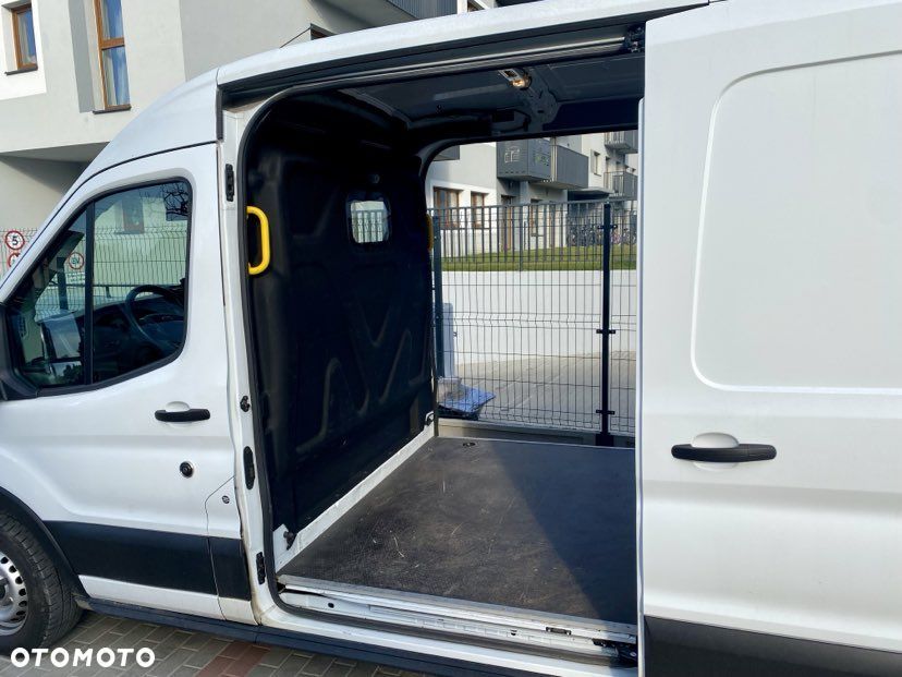 Ford Transit - 8