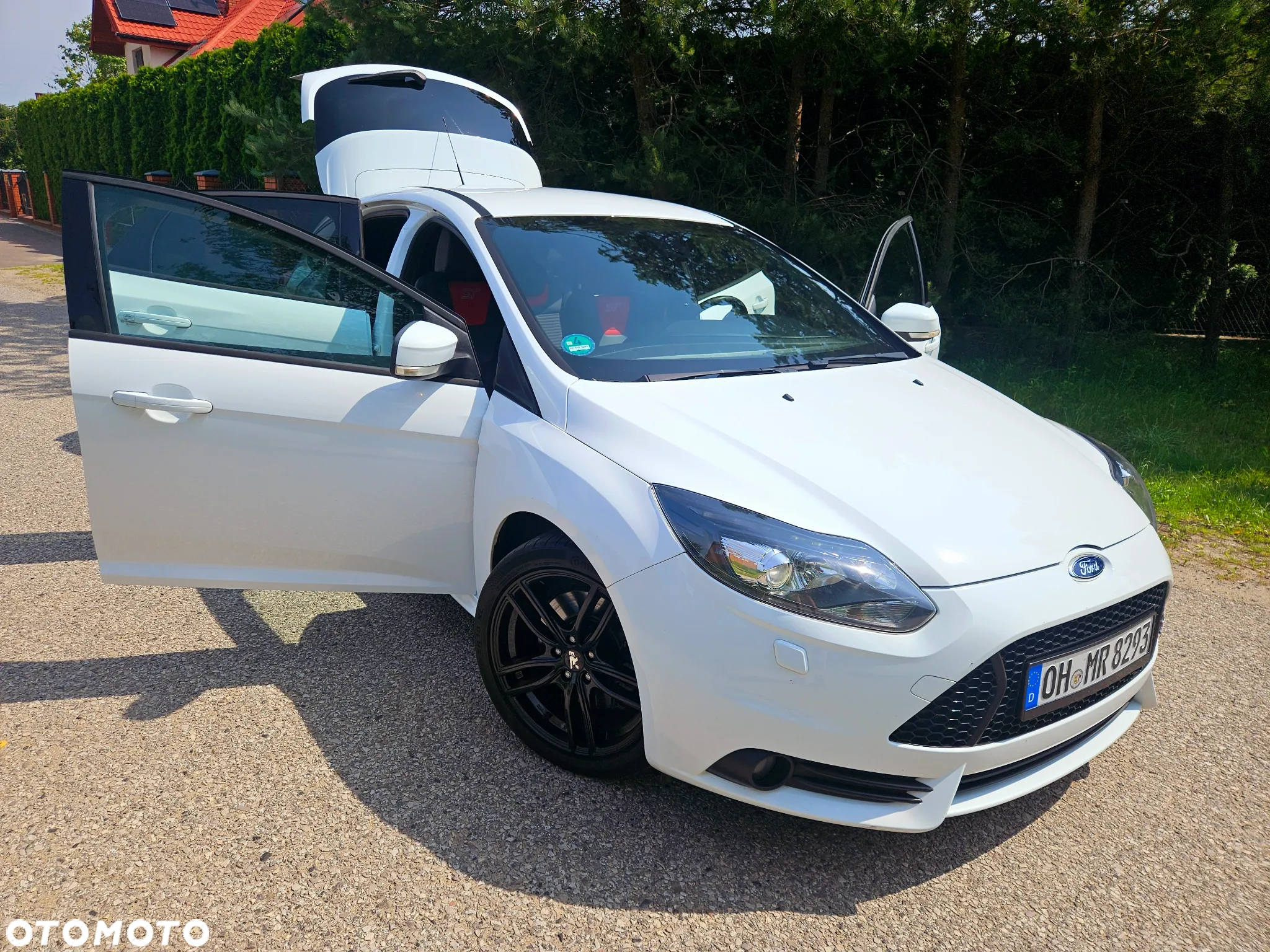 Ford Focus 2.0 EcoBoost ST mit Leder-Sport-Paket - 10