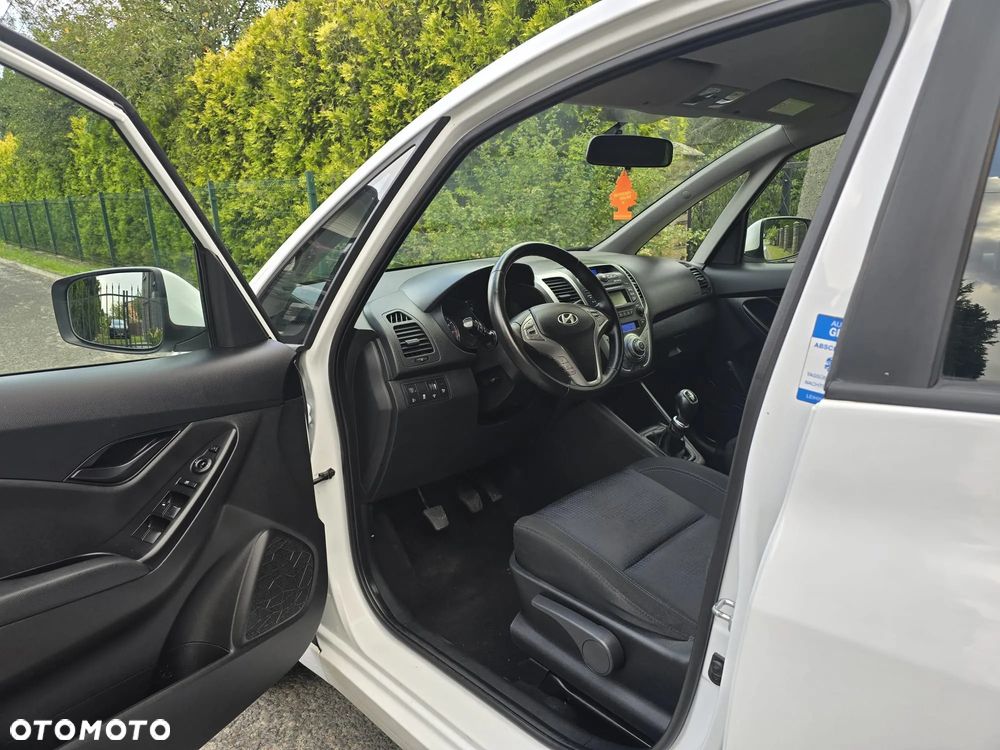 Hyundai ix20 1.4 blue Comfort - 21