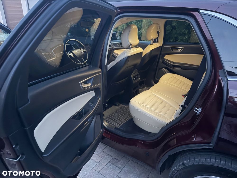 Ford Edge - 12
