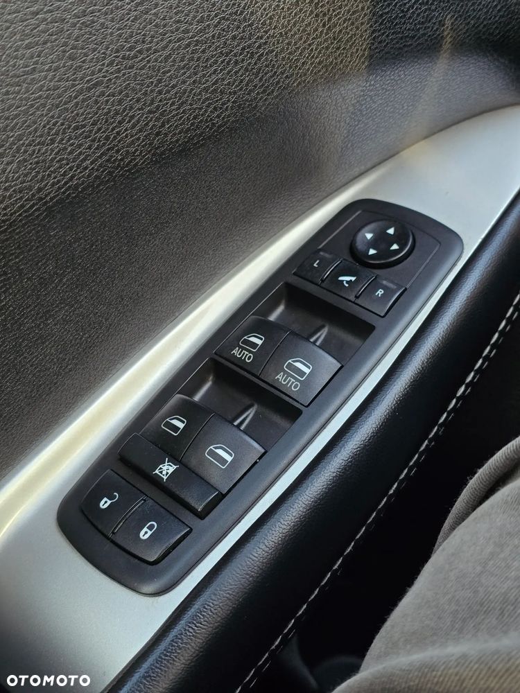 Fiat Freemont 2.0 Multijet 16V DPF Automatik Allrad Black Code - 33