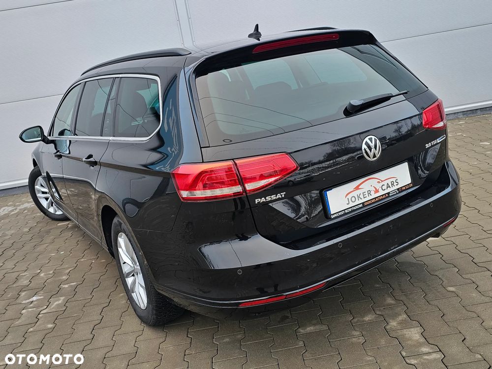 Volkswagen Passat Variant 2.0 TDI DSG (BlueMotion Technology) Comfortline - 18