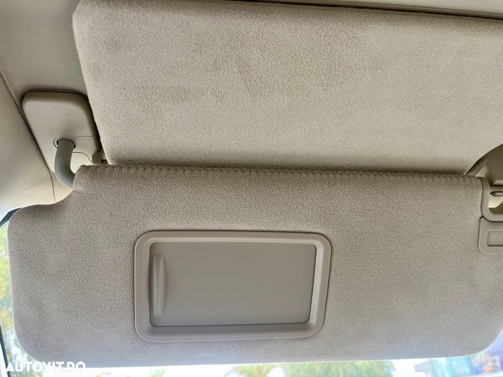 Land Rover Range Rover 5.0 I S/C Autobiography Black - 28