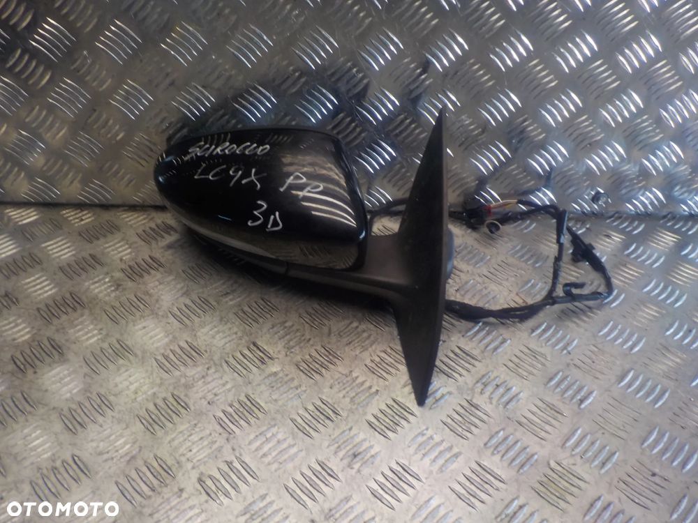 VOLKSWAGEN SCIROCCO LUSTERKO PRAWE LC9X UK