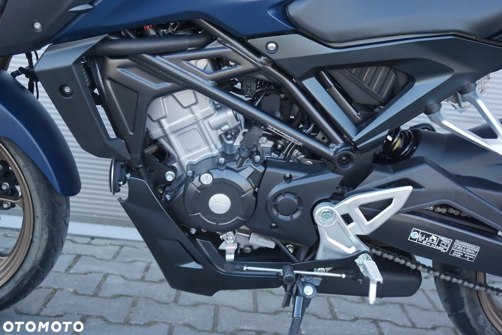 Honda CB - 10
