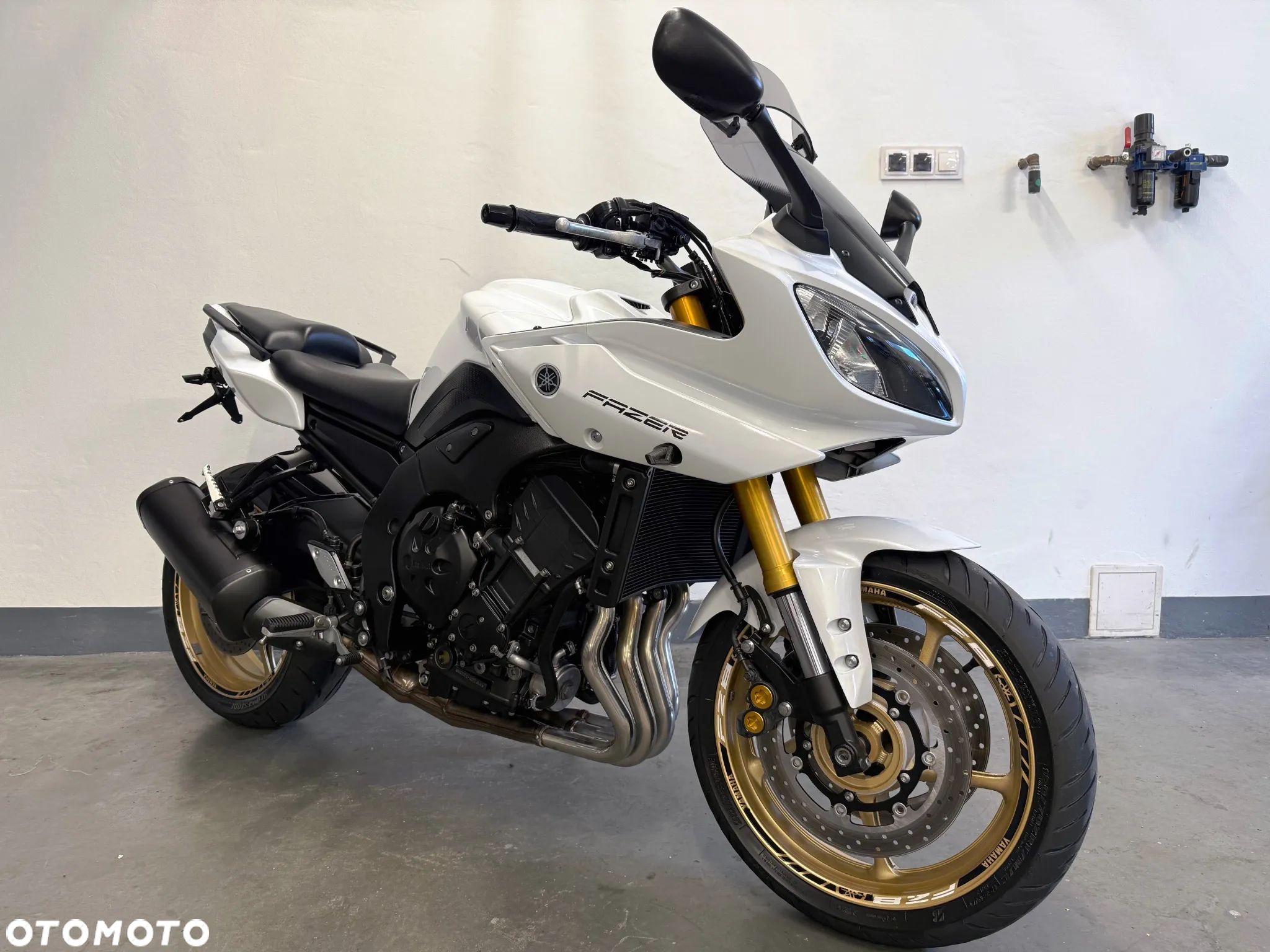 Yamaha FZ8 - 1