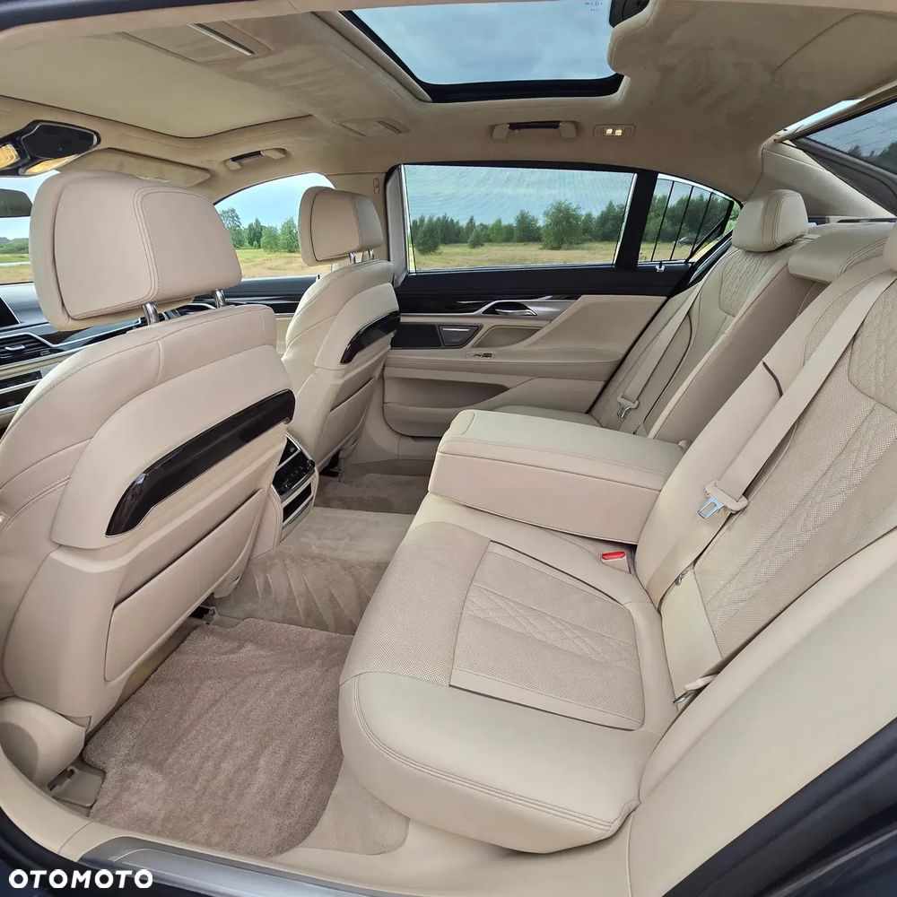 BMW Seria 7 750Li Edition Exclusive - 20