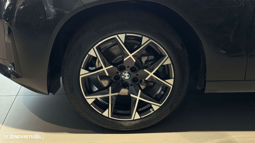 BMW X3 30 e xDrive Pack M Desportivo - 22