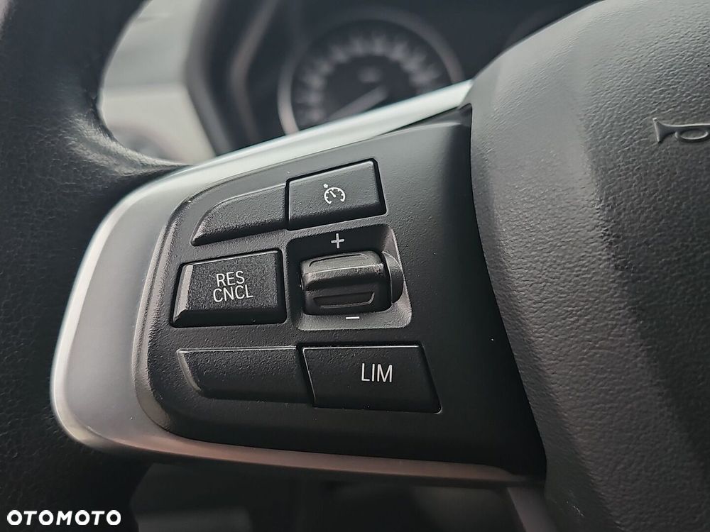BMW X1 sDrive18i xLine - 20