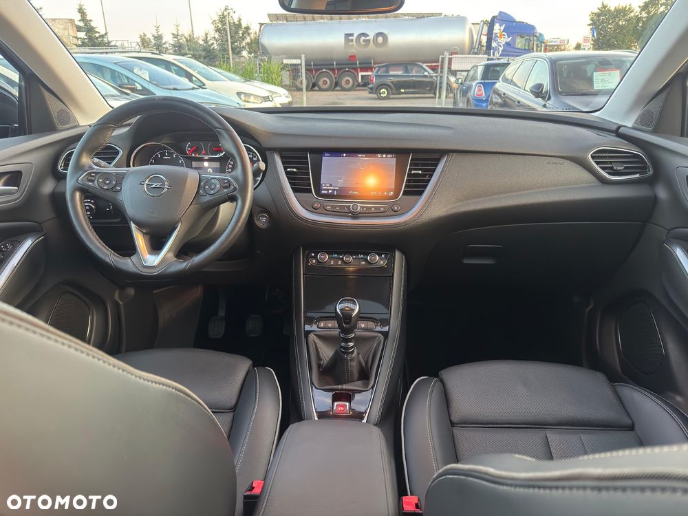Opel Grandland X - 18