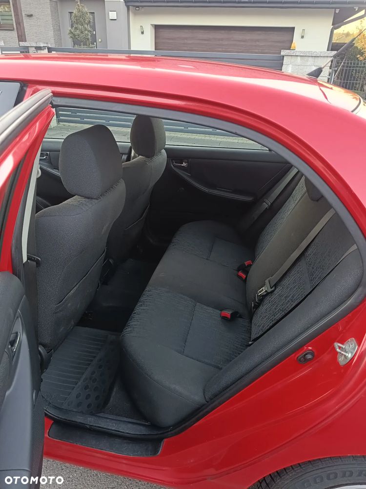 Toyota Corolla 1.6 VVT-i Terra - 14