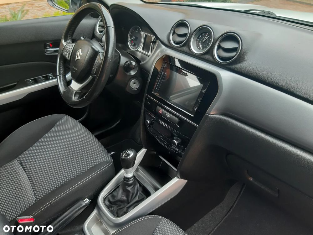 Suzuki Vitara 1.6 DDiS (4x2) Comfort+ - 27