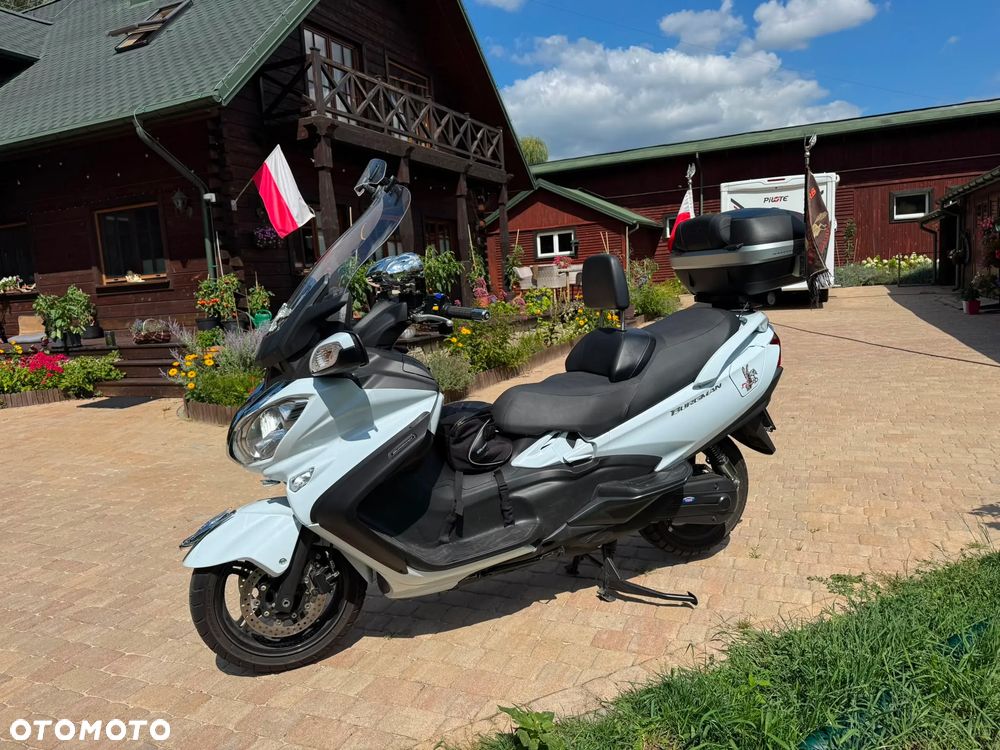 Suzuki Burgman - 5