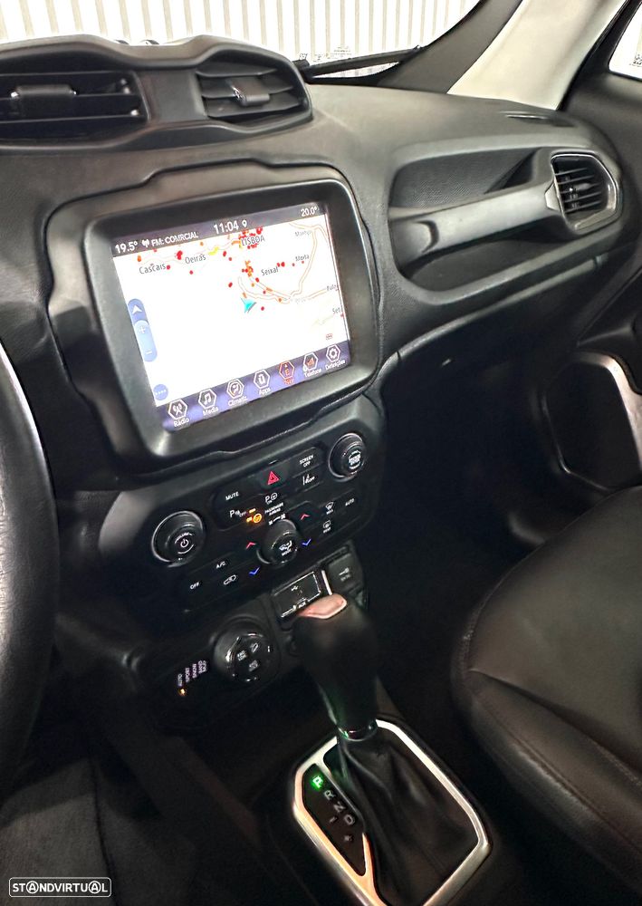 Jeep Renegade 1.3 TG 4Xe Limited - 13