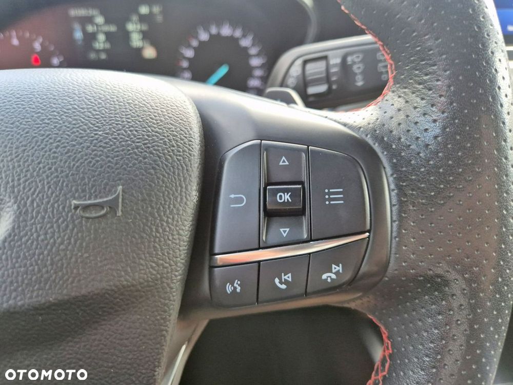 Ford Focus 1.0 EcoBoost Hybrid ST-LINE - 33
