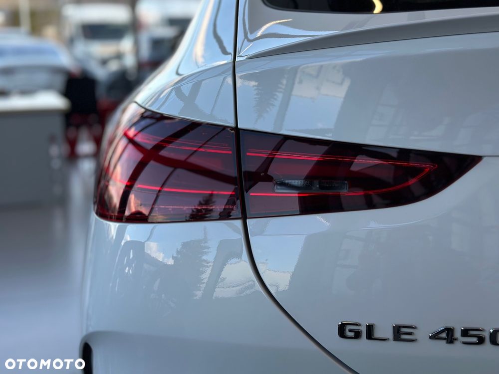 Mercedes-Benz GLE - 25