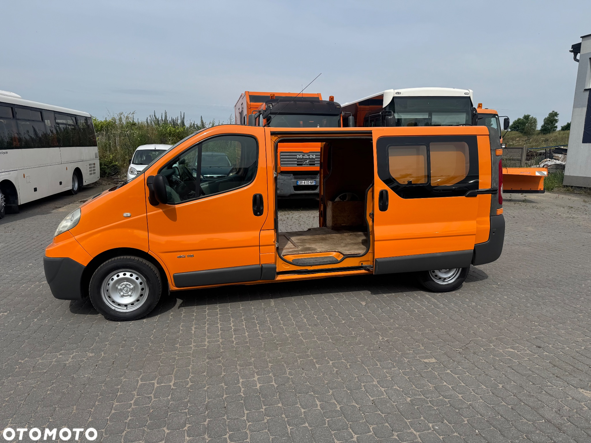 Renault Trafic L2H1 Długi Klimatyzacja 2 x Drzwi Przesuwne Long 2009 r. LIFT - 3