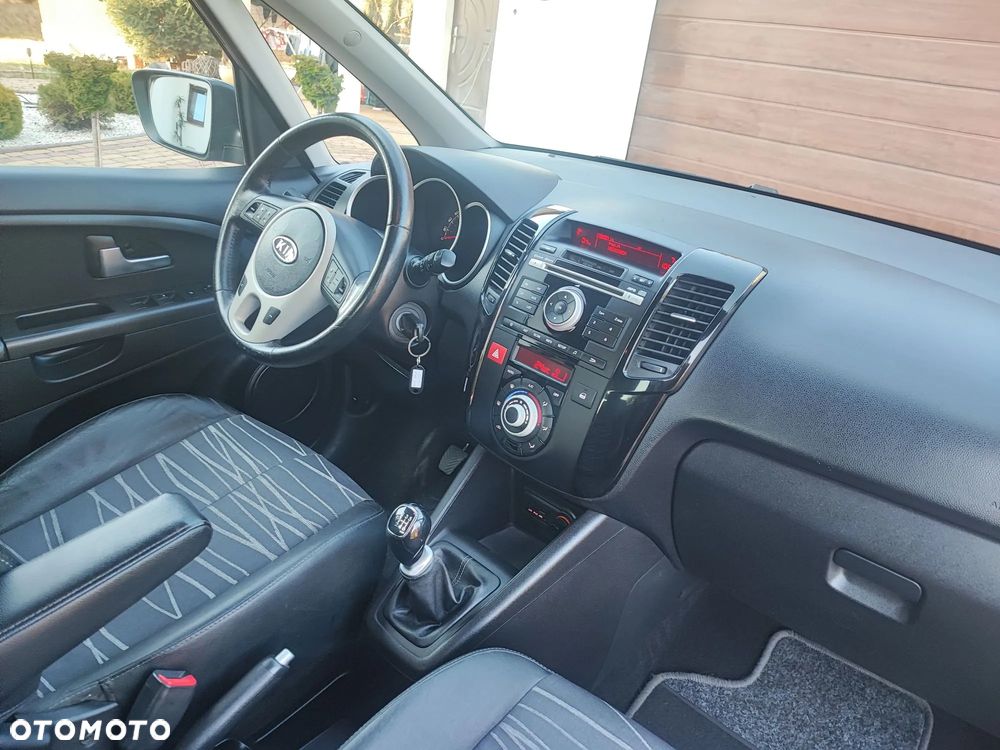 Kia Venga 1.4 CRDi 90 Vision - 29