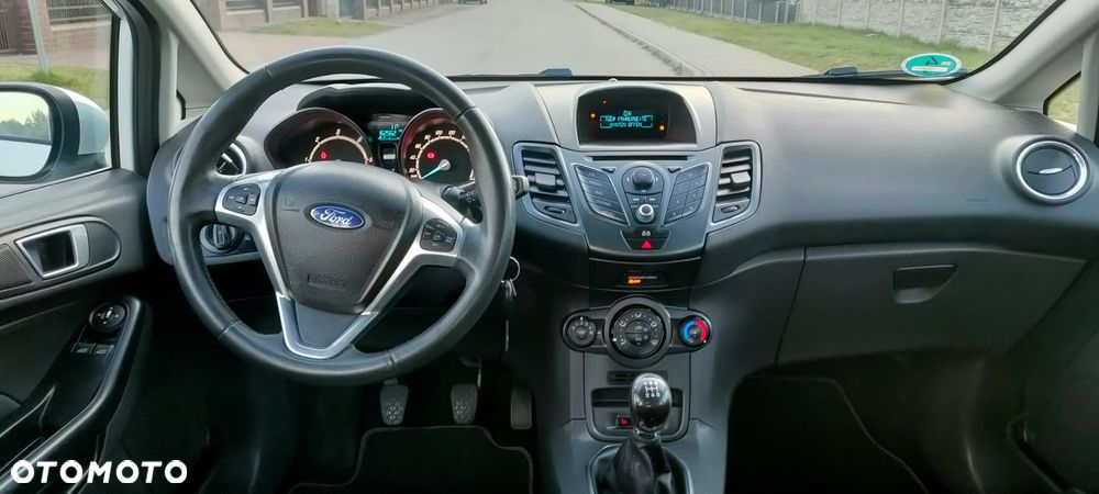 Ford Fiesta 1.6 TDCi SYNC Edition - 10