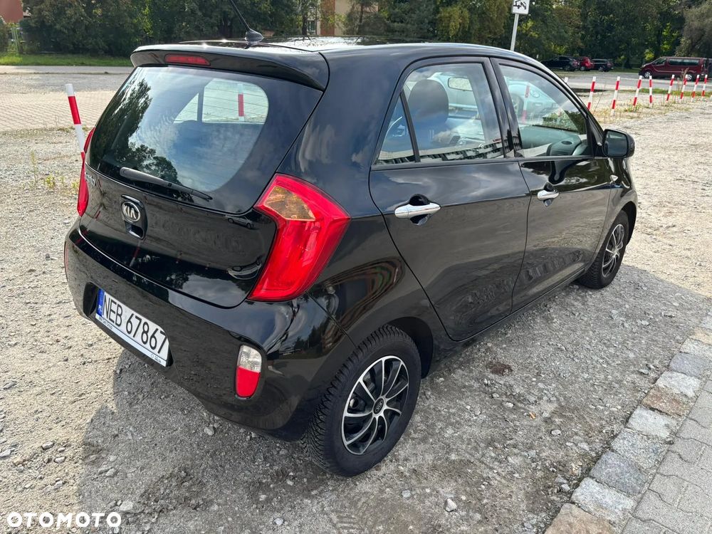 Kia Picanto 1.2 Fifa World Cup Edition - 8