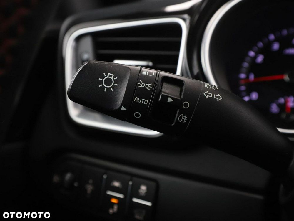 Kia ProCeed 1.6 T-GDI GT DCT - 36