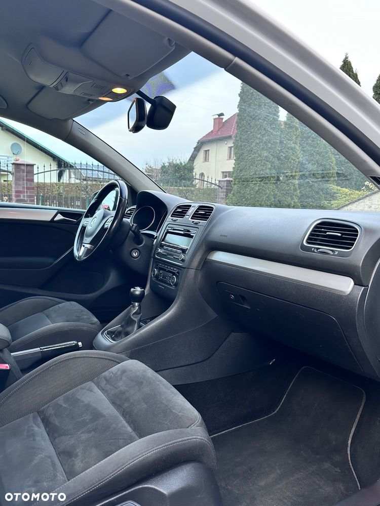 Volkswagen Golf 1.4 TSI Highline - 17