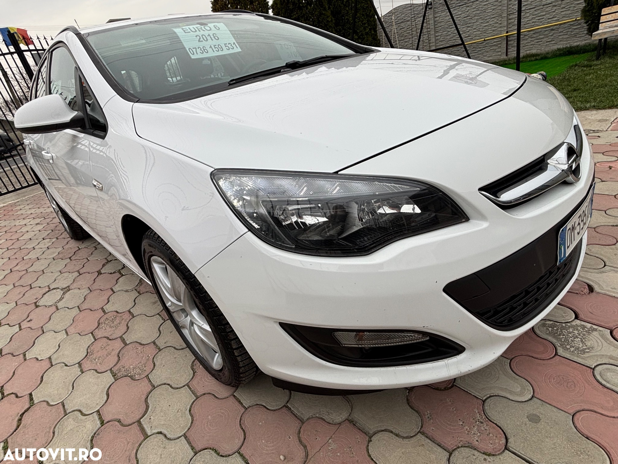 Opel Astra 1.6 CDTI DPF ecoFLEX Sports TourerStart/Stop Edition - 10