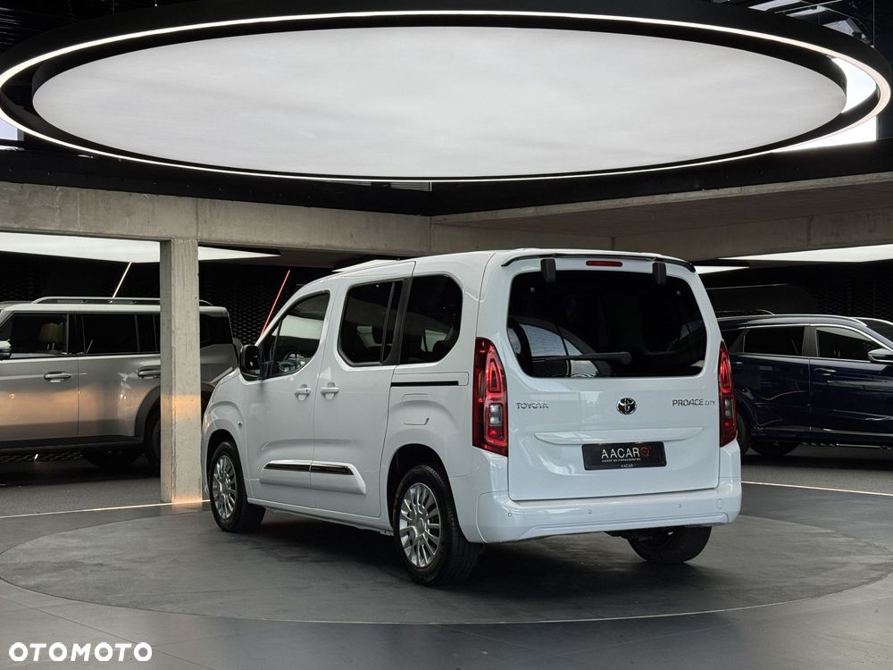 Toyota Proace City Verso 1.5 D-4D Business - 4