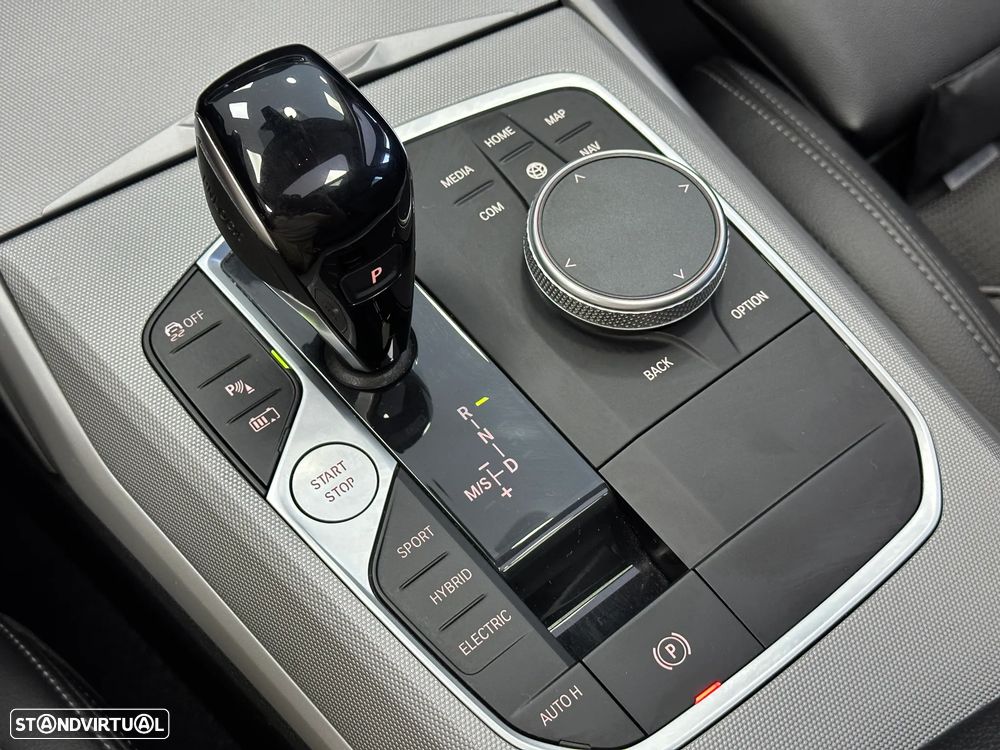 BMW 330 e Corporate Edition Auto - 16