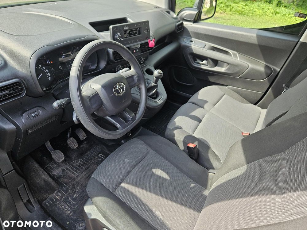 Toyota Proace City - 12